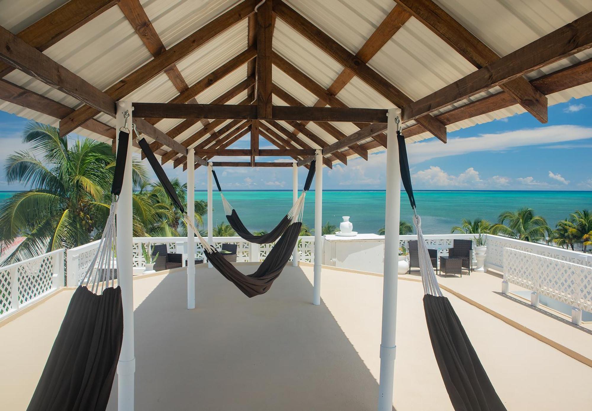 Treetops Hotel Кайе Колкер Екстериор снимка